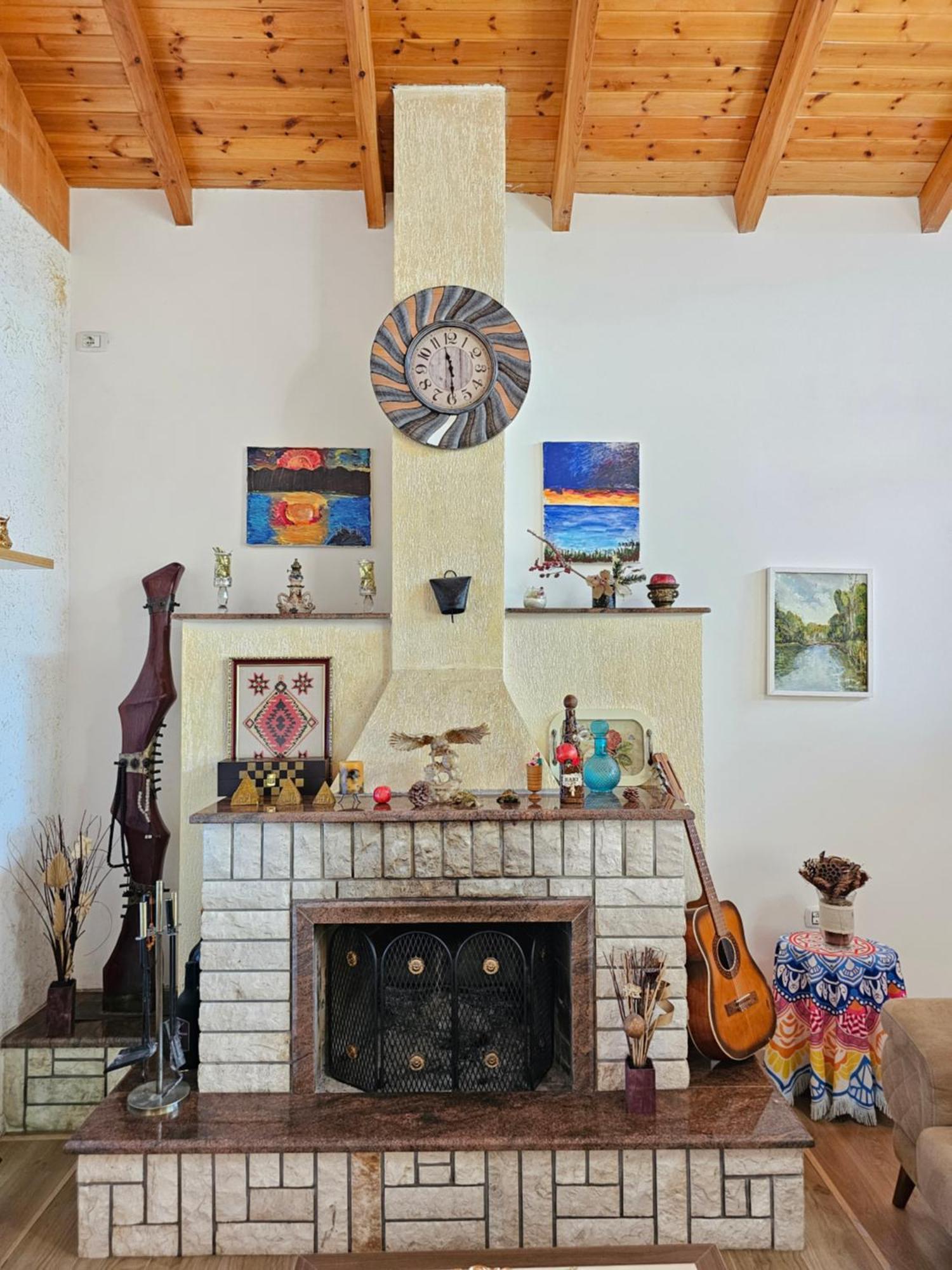 River Escape - Private Beach, Scenic View & Bbq Villa